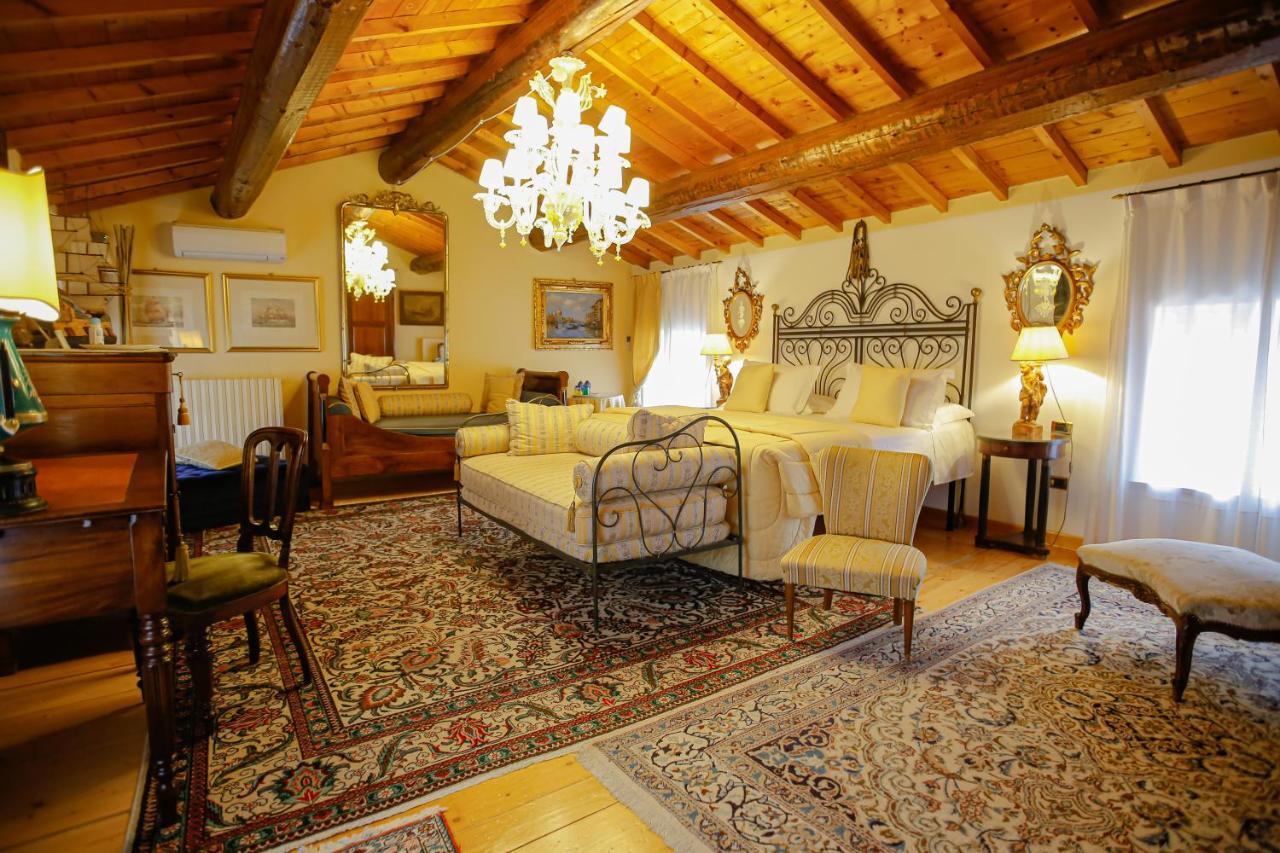 Resort Casino Di Caccia Кустоца Экстерьер фото